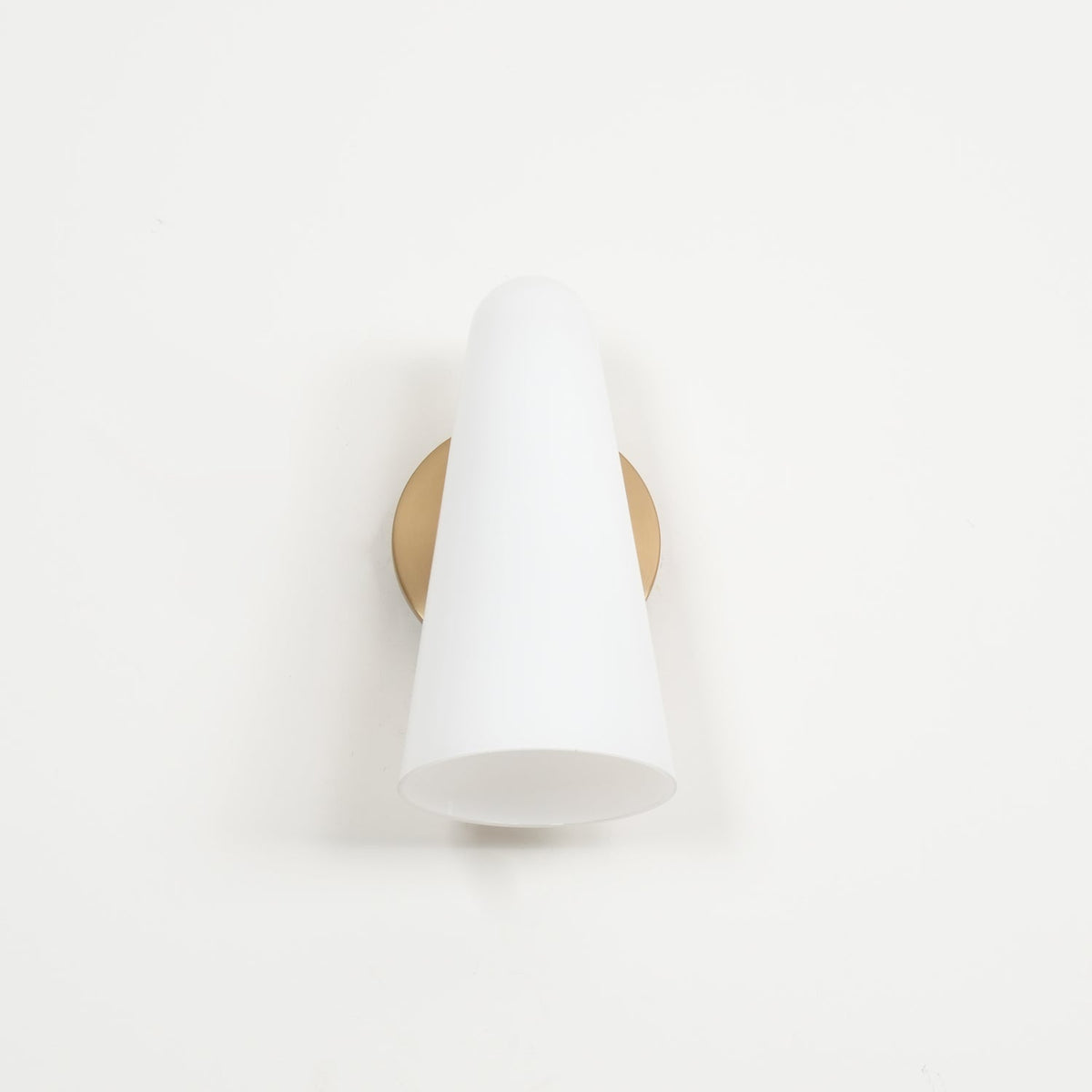 Articolo Conical Glass LED Wall Sconce for Modern Interiors