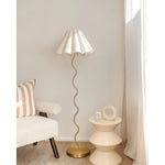 cora-floor-lamp