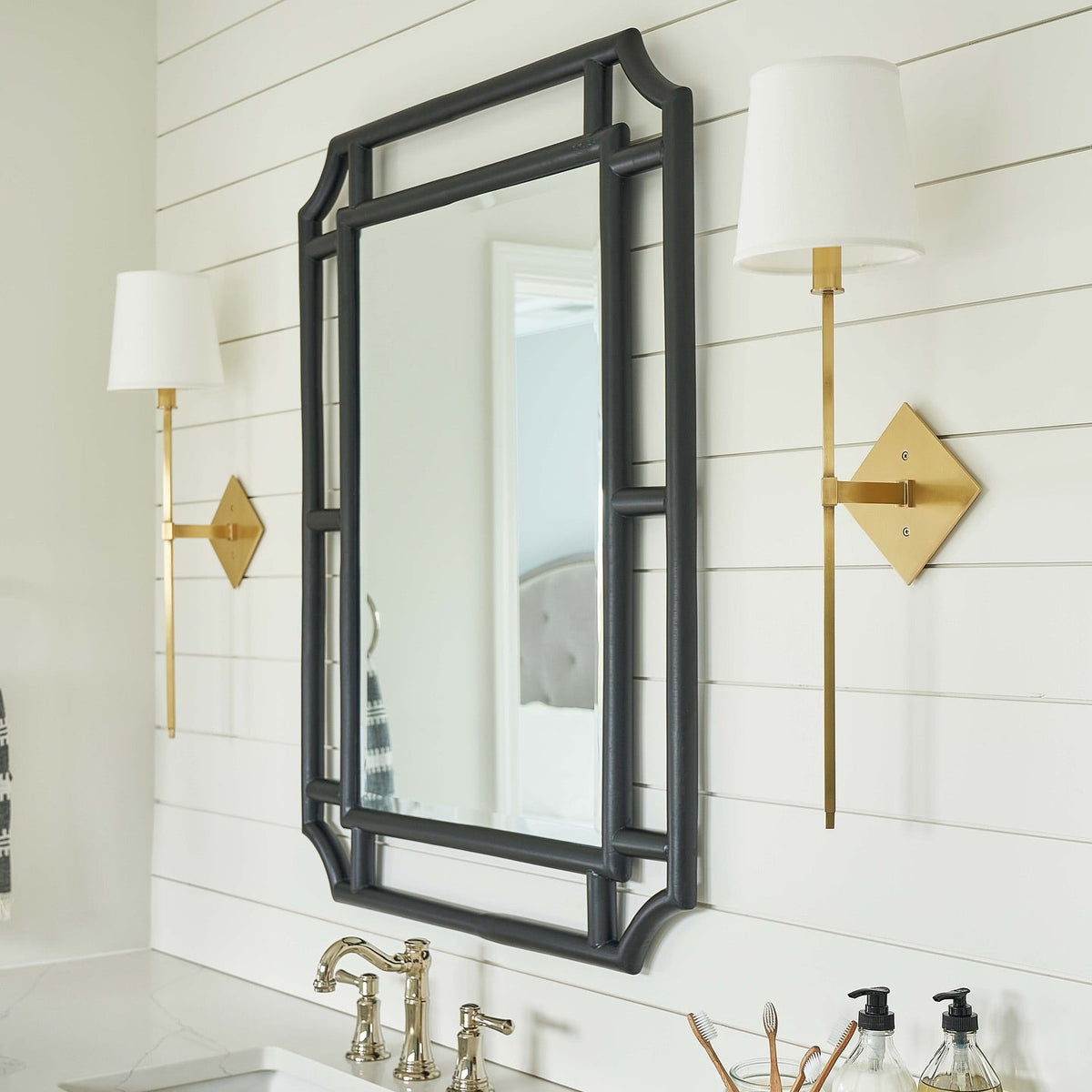 Cortland Wall Lamp