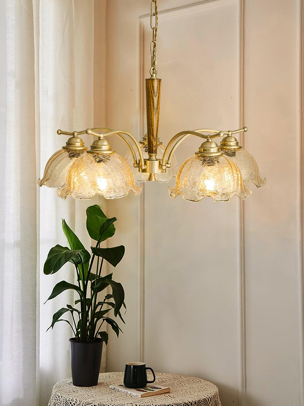 crack-flower-chandelier