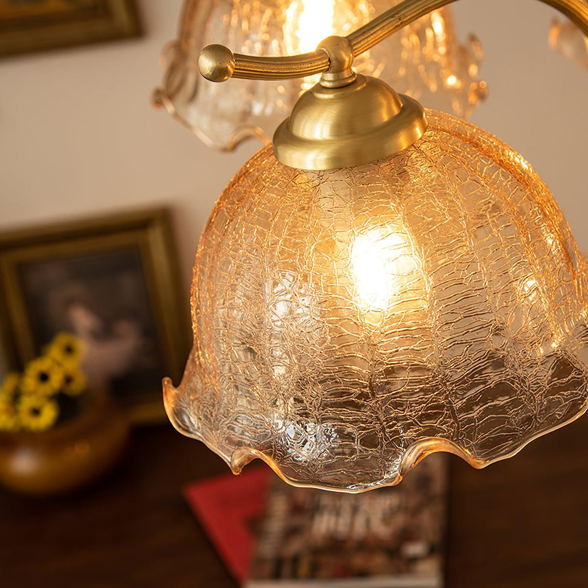 crack-flower-chandelier