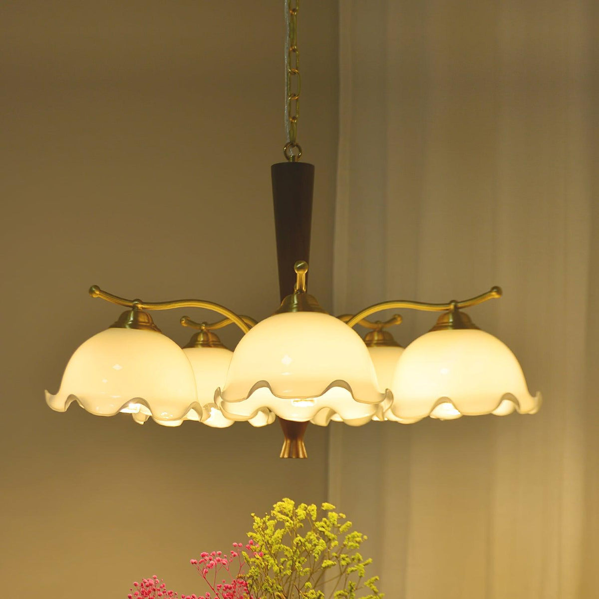crack-flower-chandelier