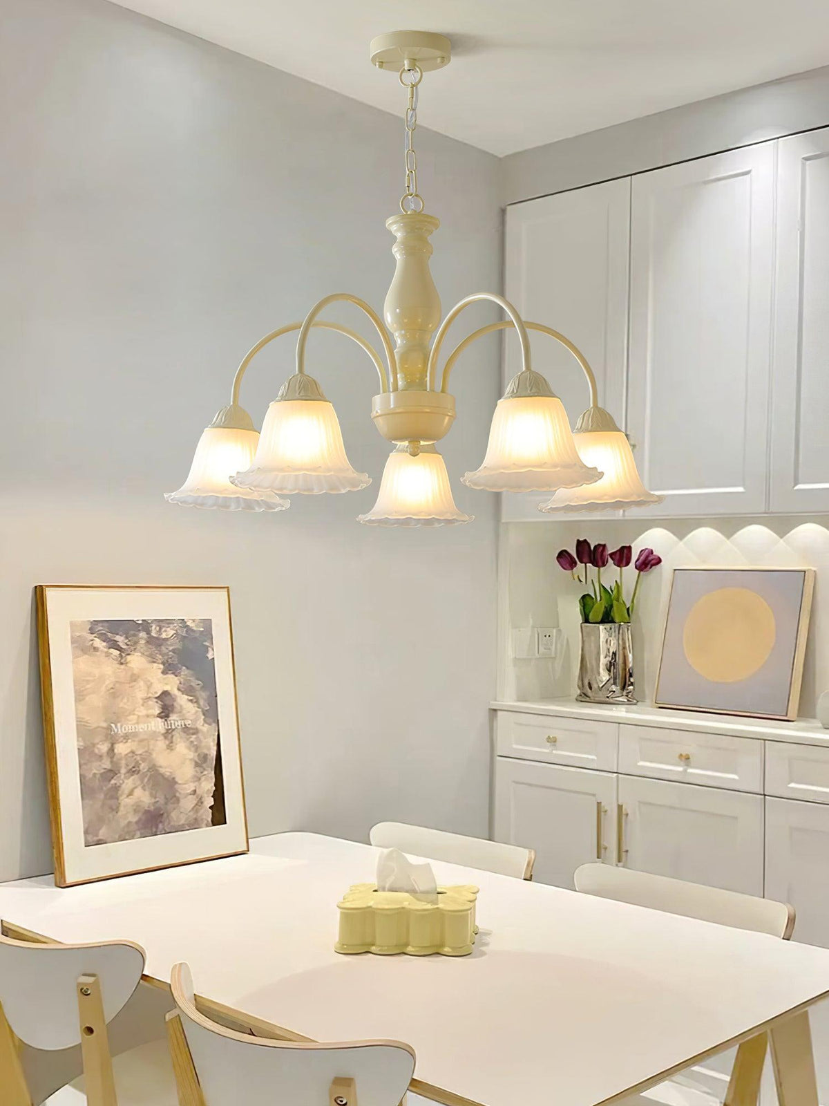 cream-flower-chandelier