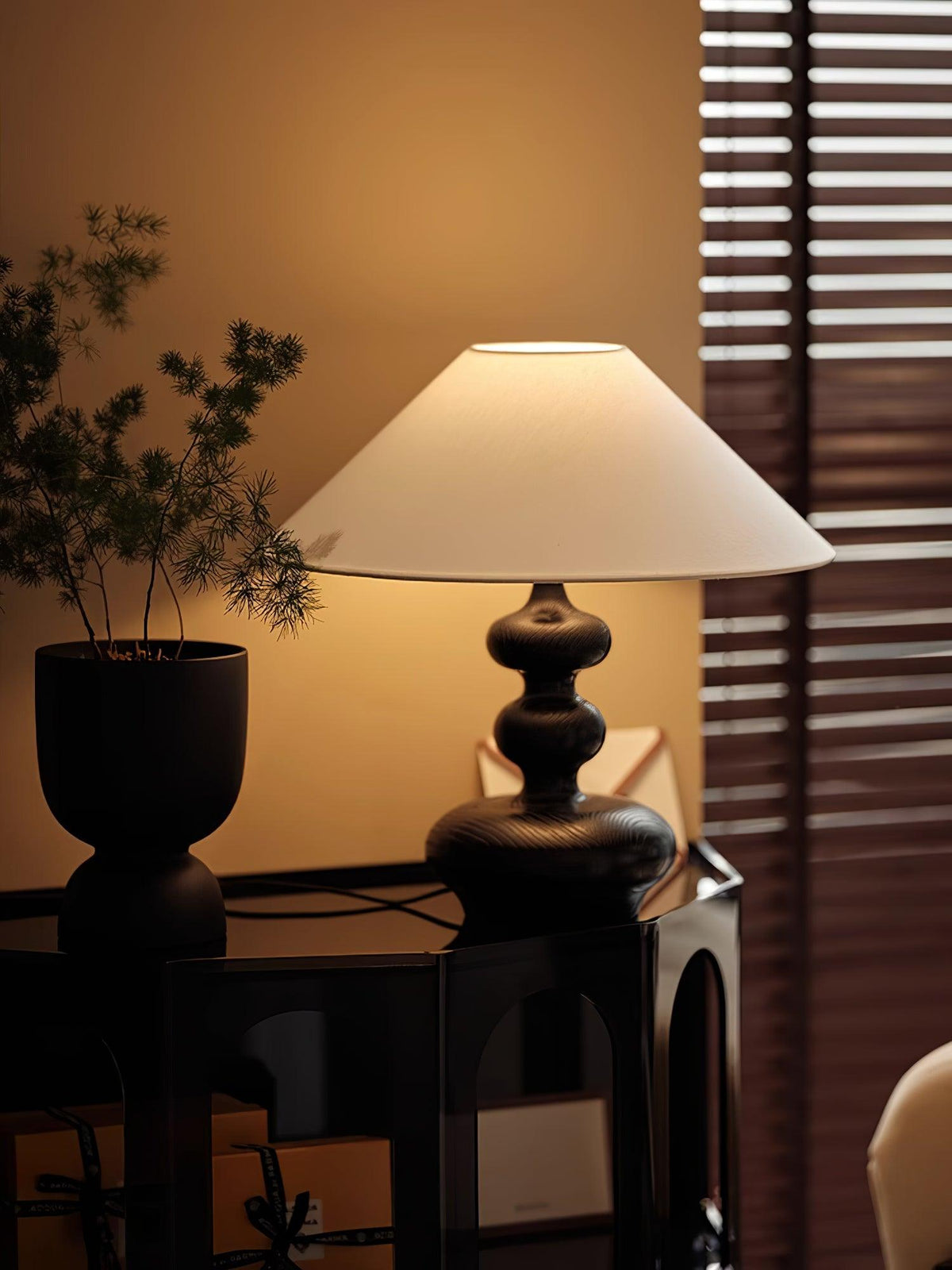 gourd-table-lamp