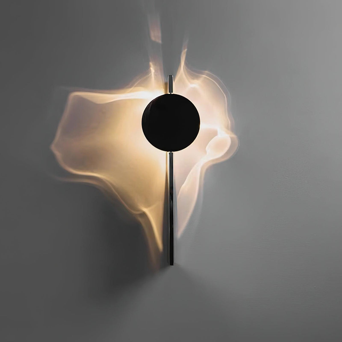 Kinetic Shadow Wall Lamp – Chrome LED Sconce with Sculptural Light Play