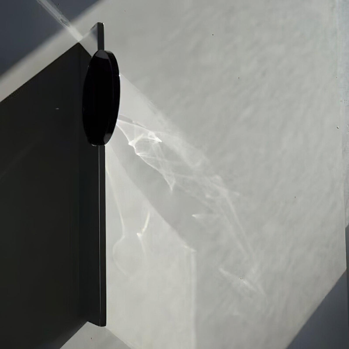 Kinetic Shadow Wall Lamp – Chrome LED Sconce with Sculptural Light Play