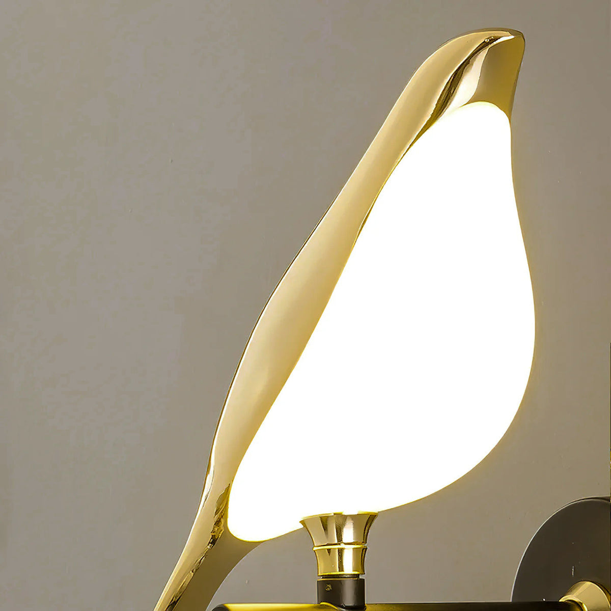 creativity-bird-wall-lamp