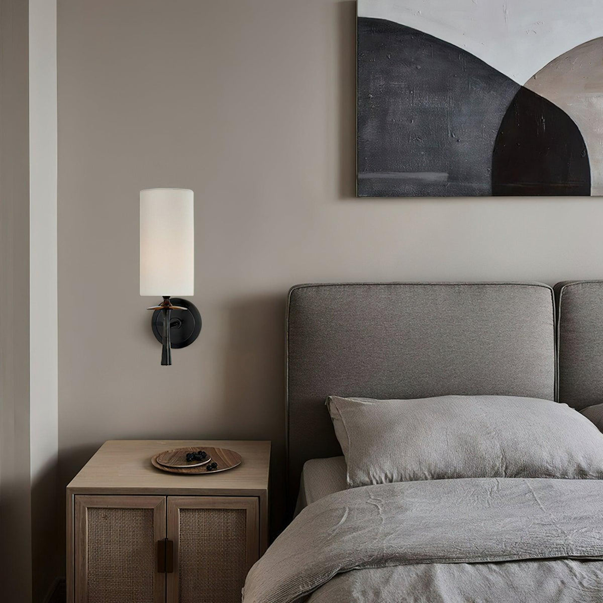 crescent-glow-wall-lamp