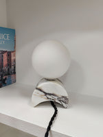 crescent-marble-table-lamp