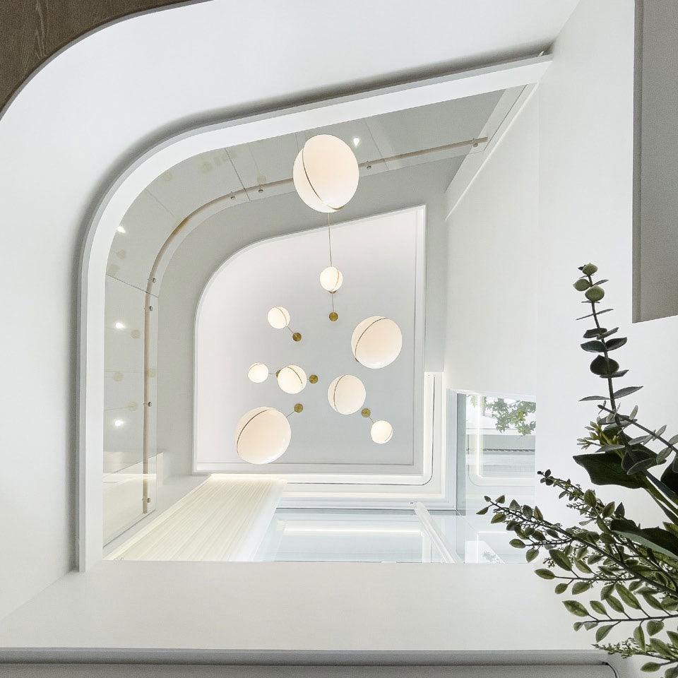 crescent-pendant-lamp