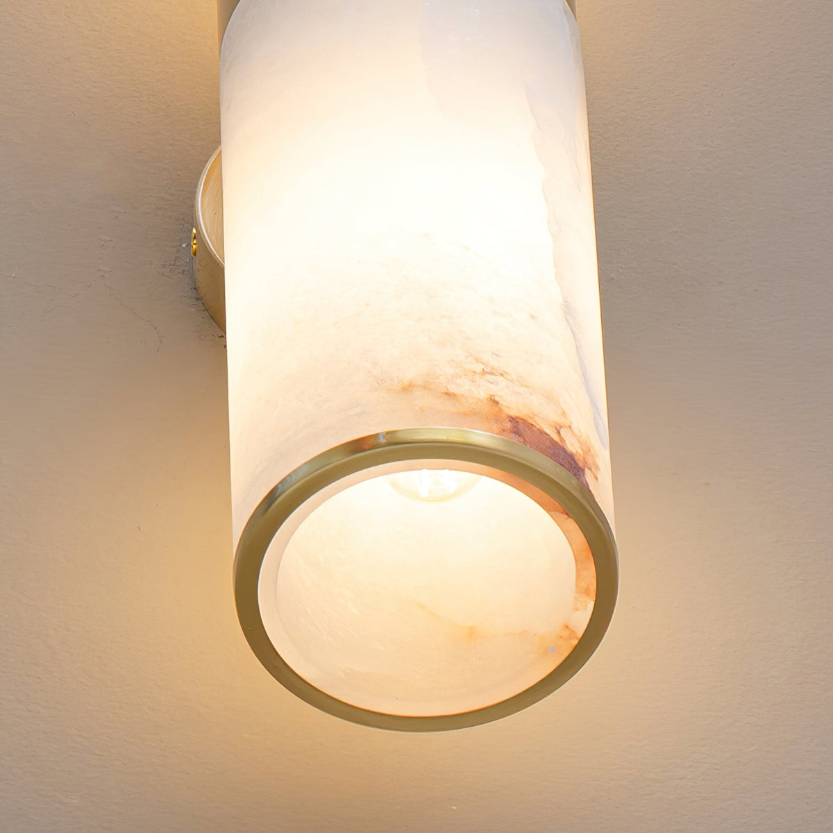 crestmoor-vanity-sconce