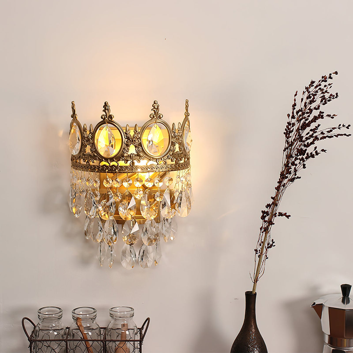 crown-crystal-wall-lamp