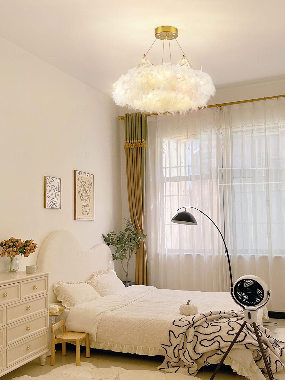 Crown Feather Pendant Light