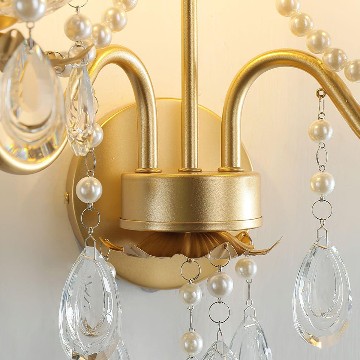Crystal Pearl Wall Lamp