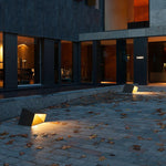 Cube Garden Outdoor Light – Modern LED Landscape Luminaire