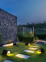 Cube Garden Outdoor Light – Modern LED Landscape Luminaire