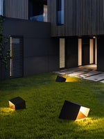 Cube Garden Outdoor Light – Modern LED Landscape Luminaire