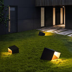 Cube Garden Outdoor Light – Modern LED Landscape Luminaire