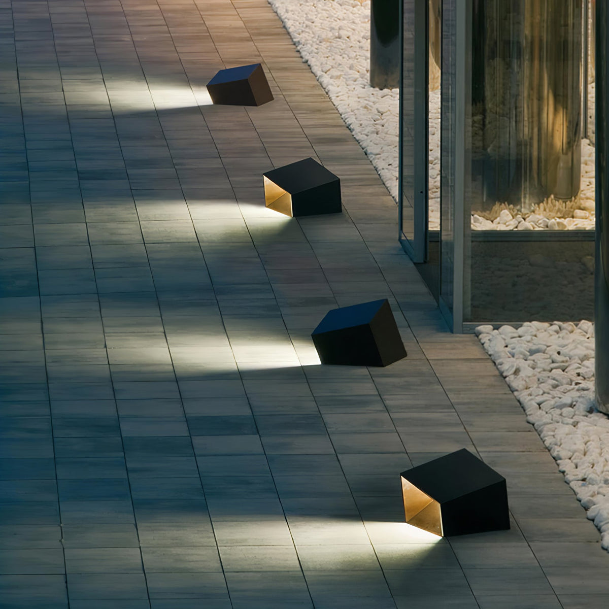 Cube Garden Outdoor Light – Modern LED Landscape Luminaire