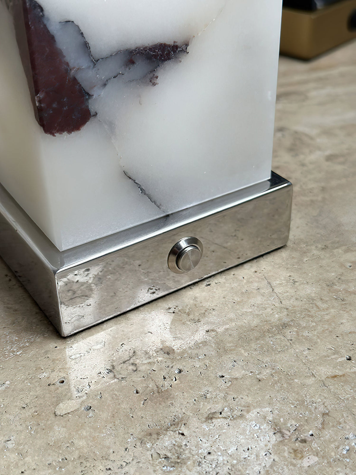 cube-marble-table-lamp