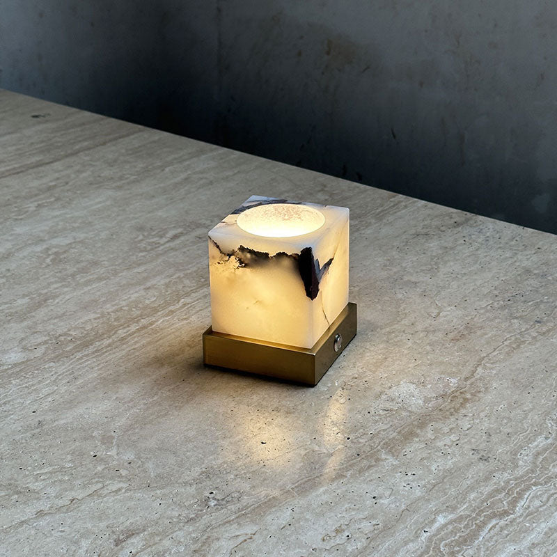 cube-marble-table-lamp