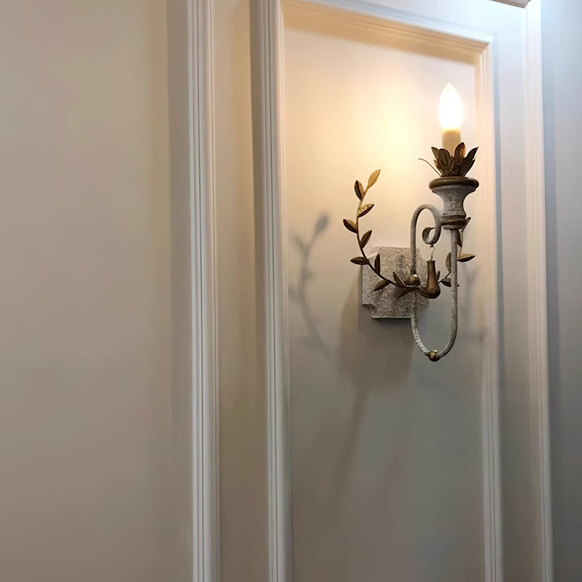 cumiers-wall-lamp