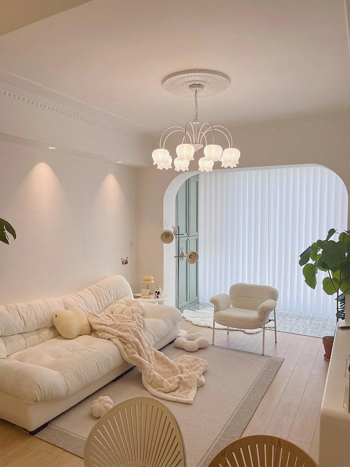 curved-arm-bell-chandelier