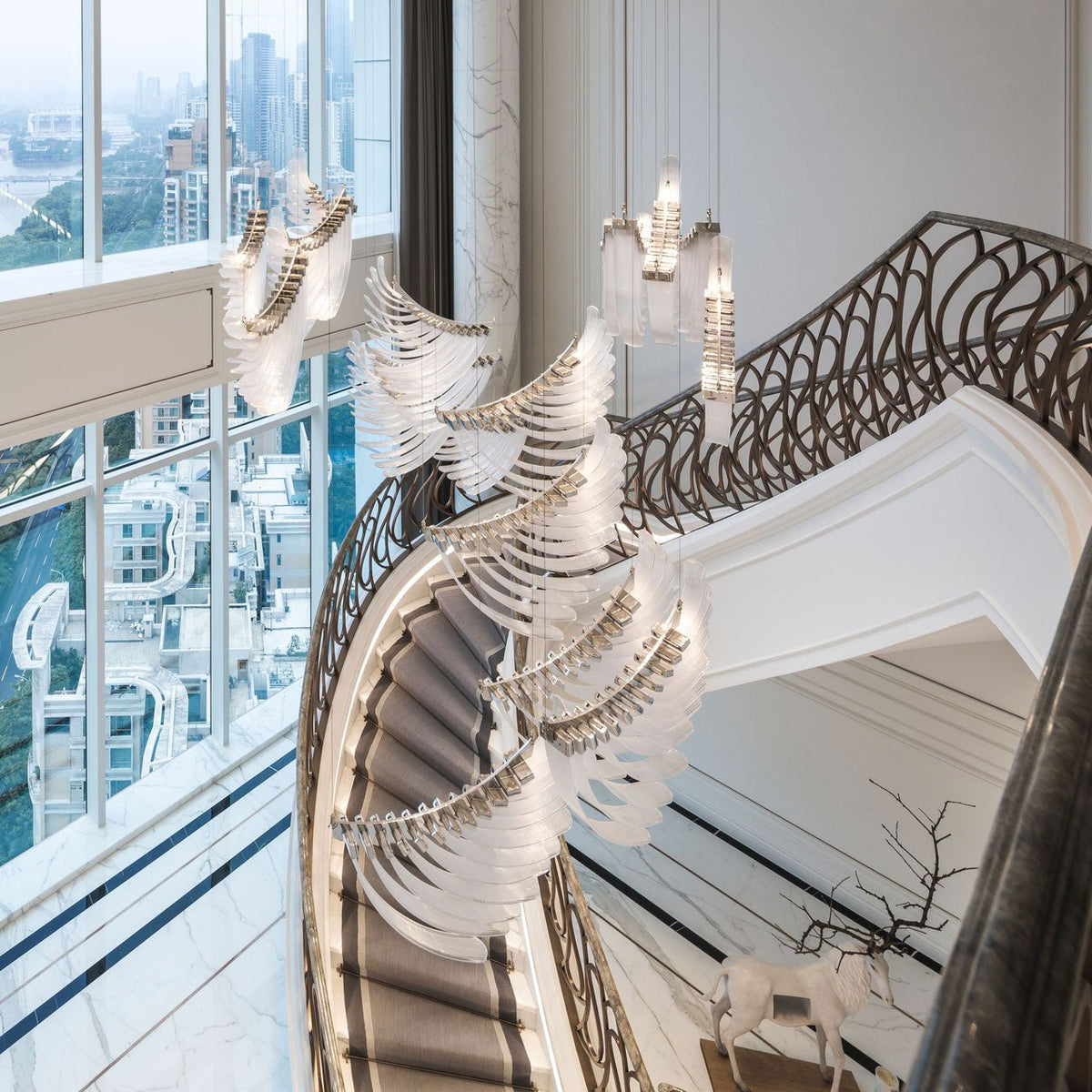 Feather Wing LED Chandelier – Hand-Blown Glass Pendant for Modern Interiors