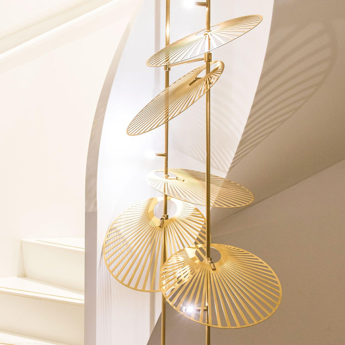 diy-leaf-chandelier