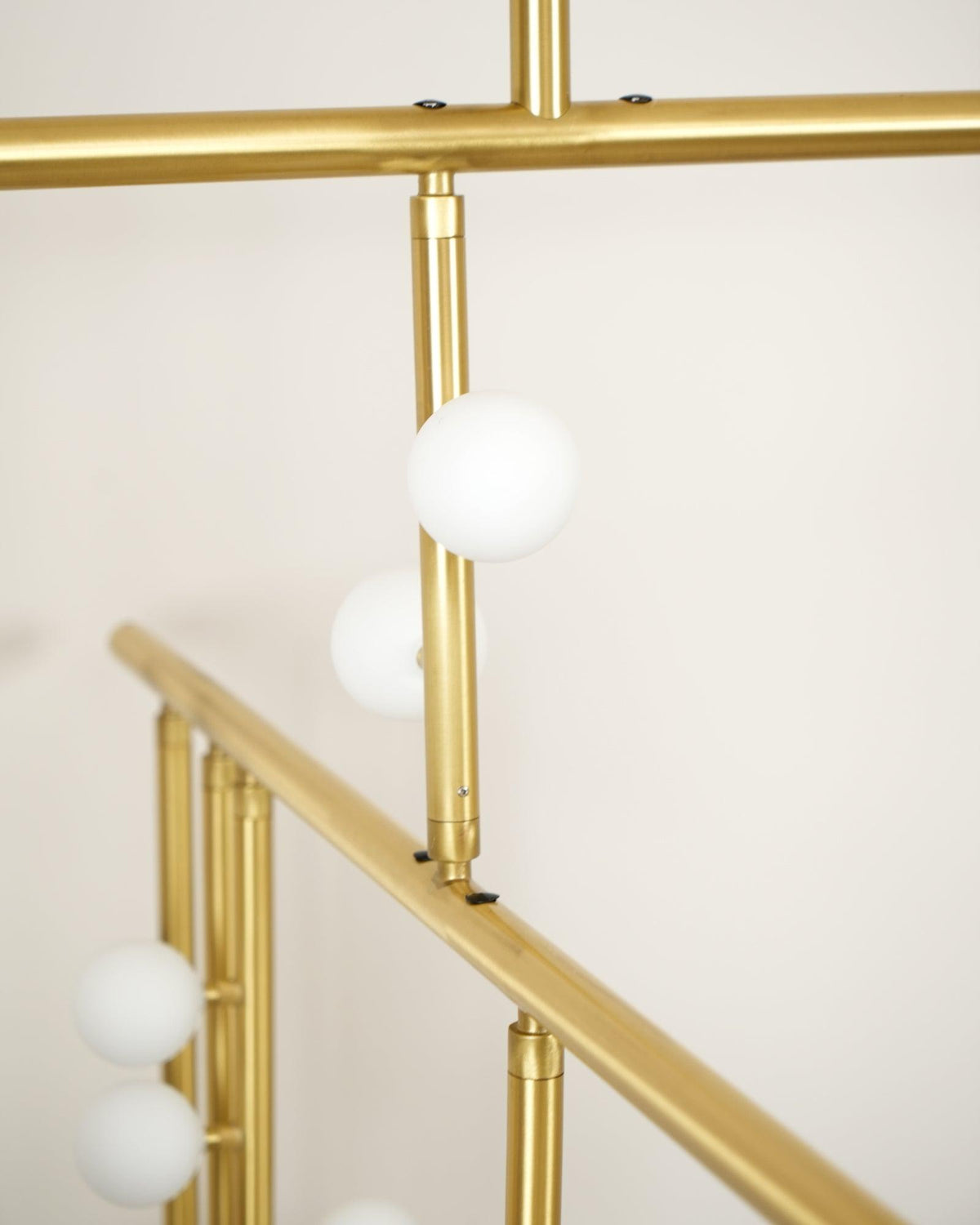 diy-luminous-cascade-chandelier
