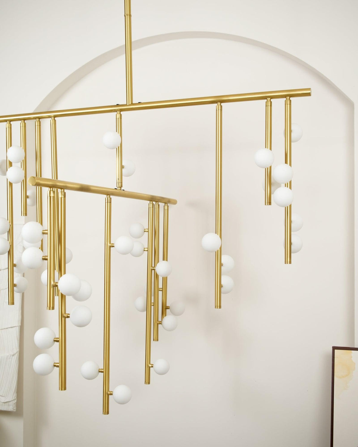 diy-luminous-cascade-chandelier