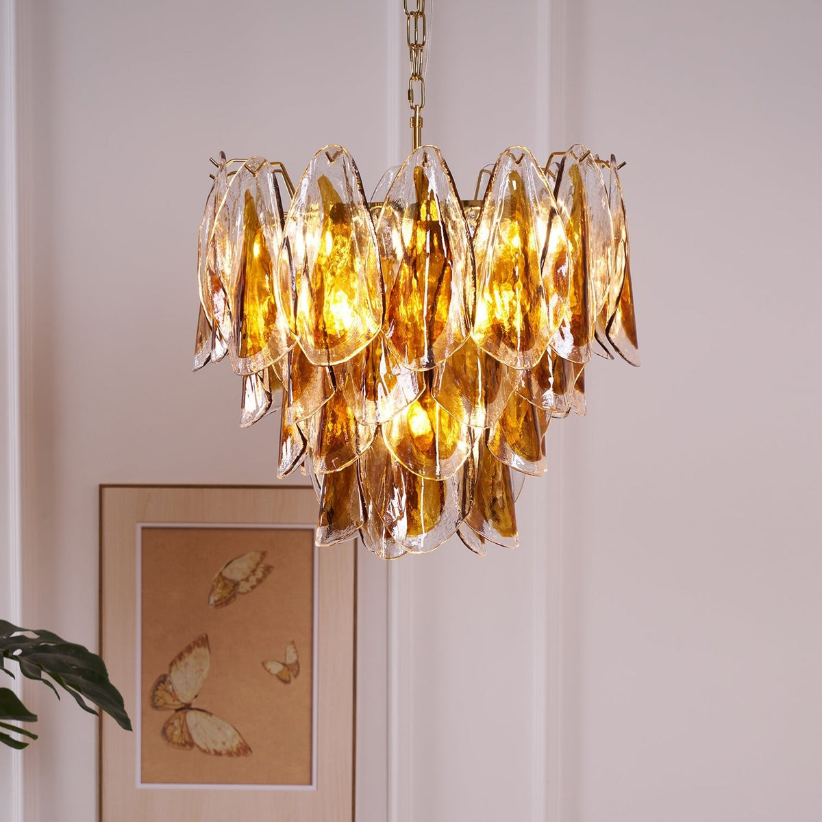 Solviva Glass Chandelier – Modern Amber Leaf Pendant Light