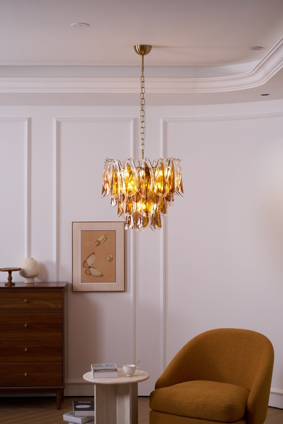 Solviva Glass Chandelier – Modern Amber Leaf Pendant Light