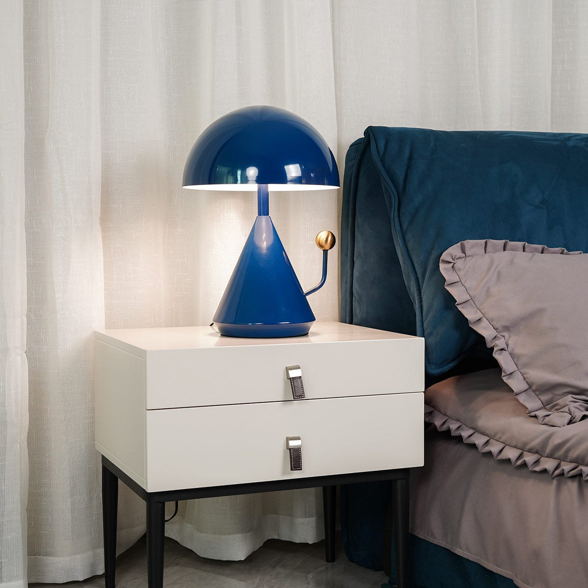 Pyramid Table Lamp