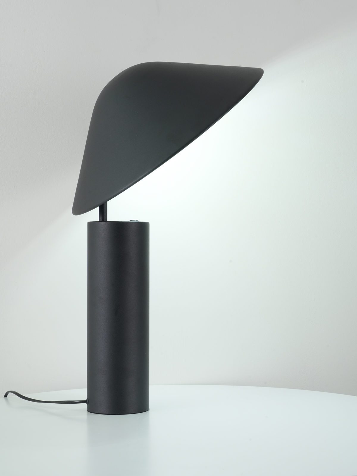 Damo Table Lamp
