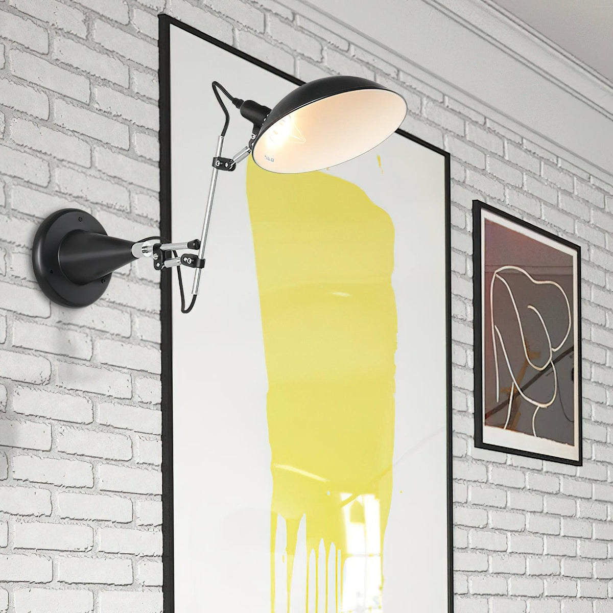 dancer-wall-lamp