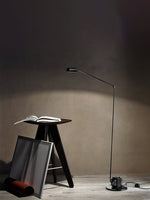 daphine-floor-lamp