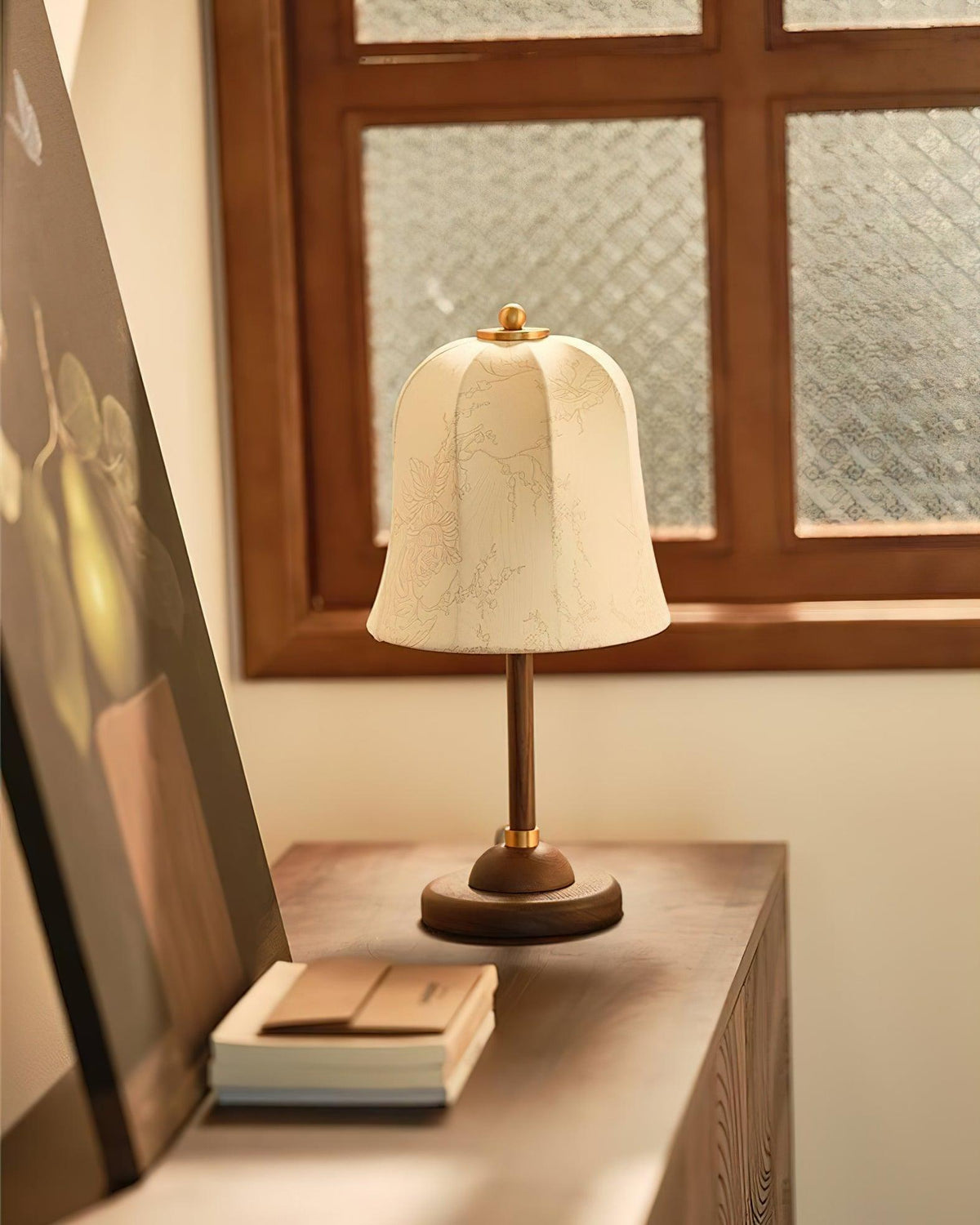 daphne-table-lamp