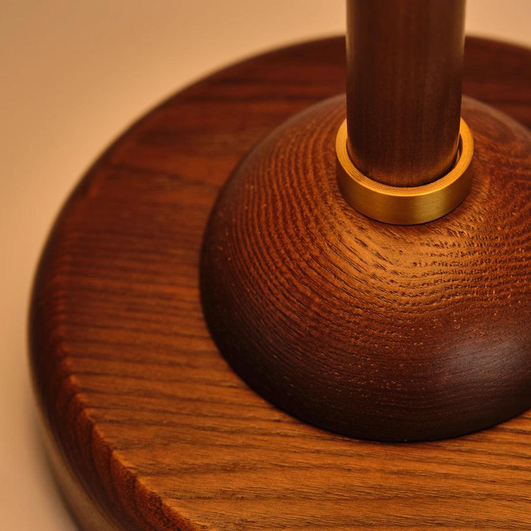 daphne-table-lamp