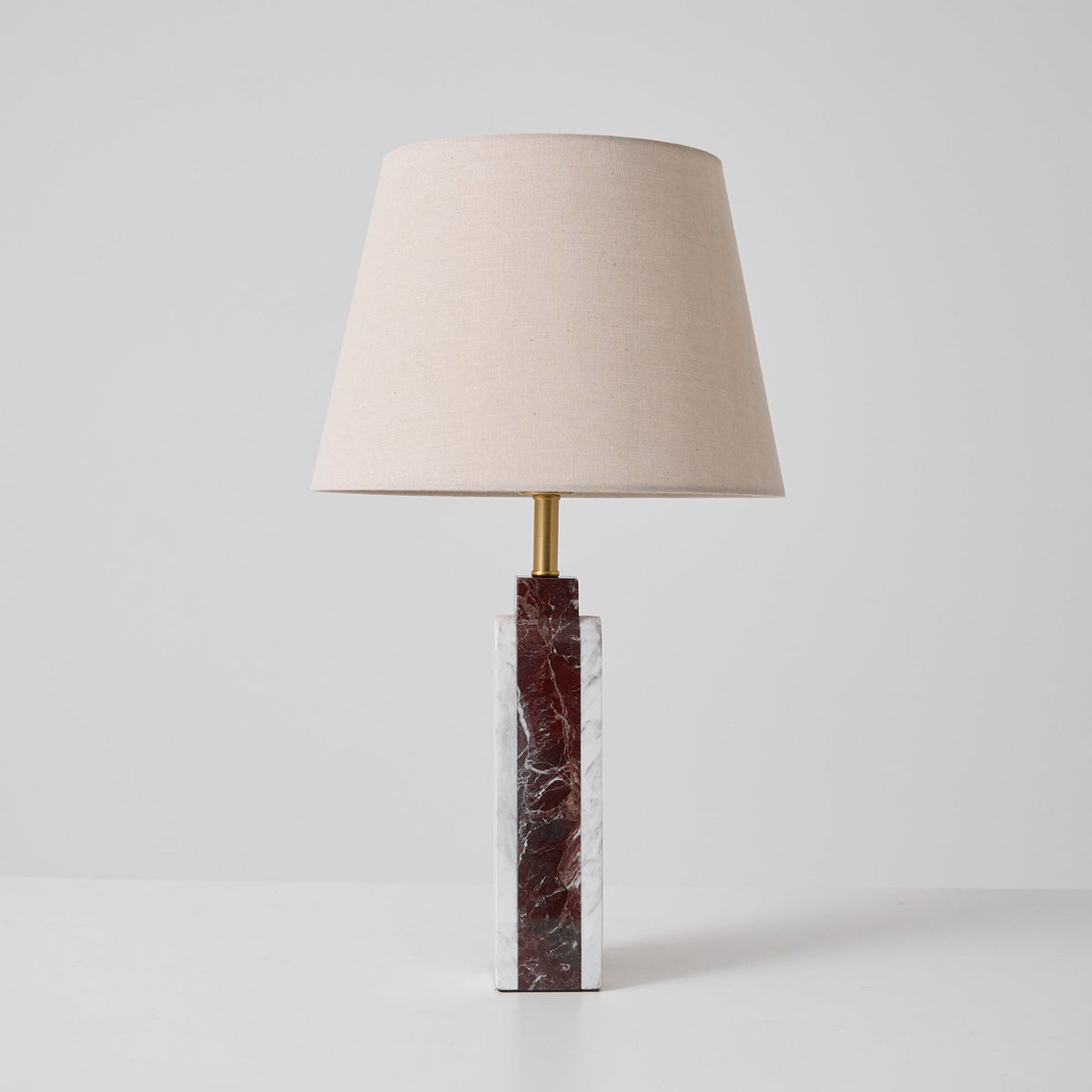 Virello Marble Table Lamp – Sculptural Modern Lighting with Brass Accents