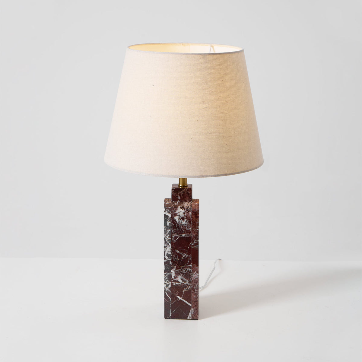 Virello Marble Table Lamp – Sculptural Modern Lighting with Brass Accents