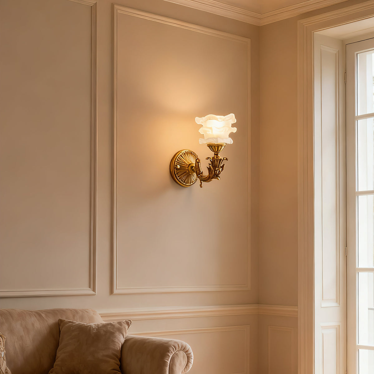 darwin-wall-lamp