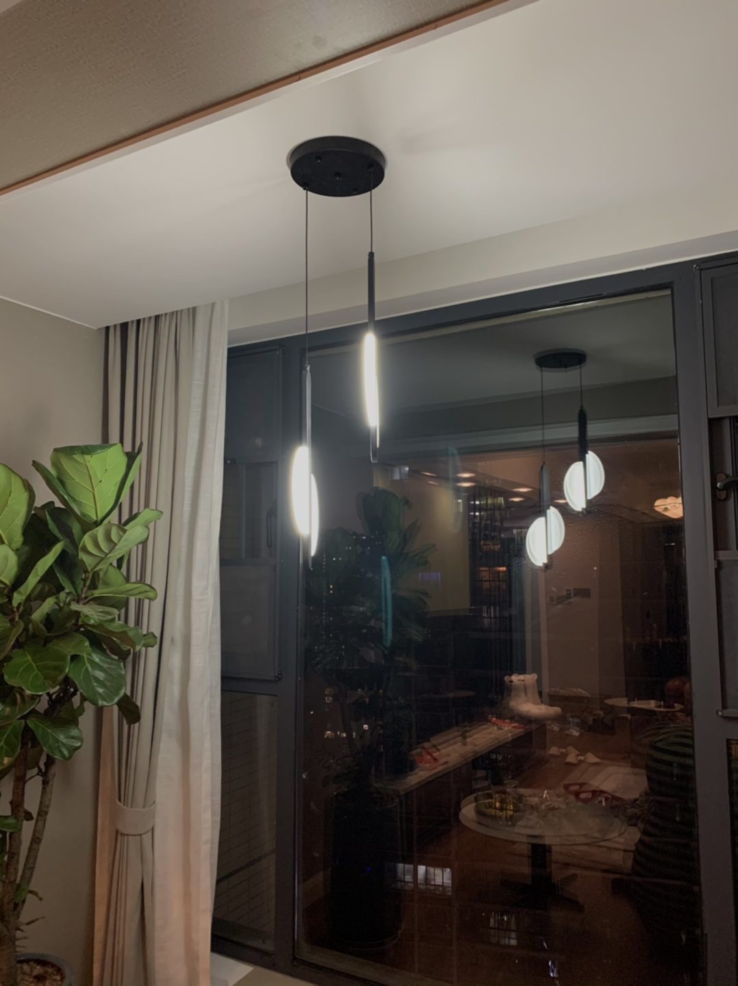 Luminous Disc Pendant Light