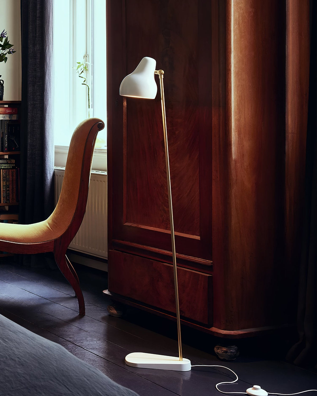 Decorey Floor Lamp