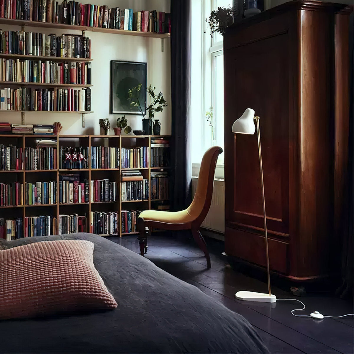 Decorey Floor Lamp