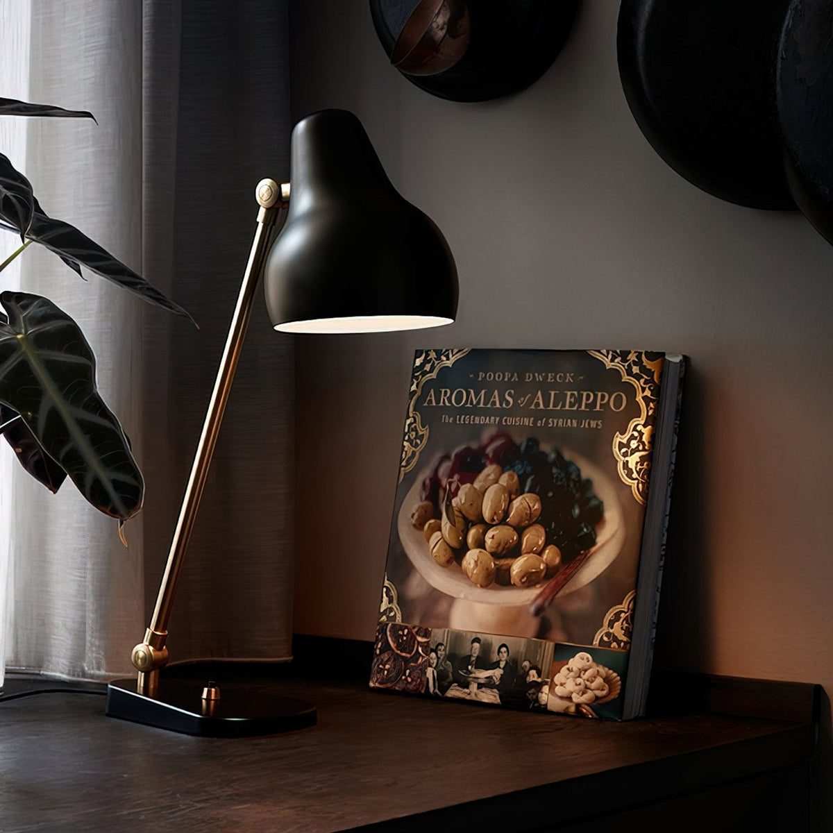Decorey Table Lamp