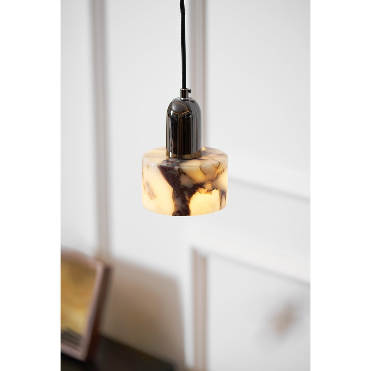 dekum-marble-pendant-lamp