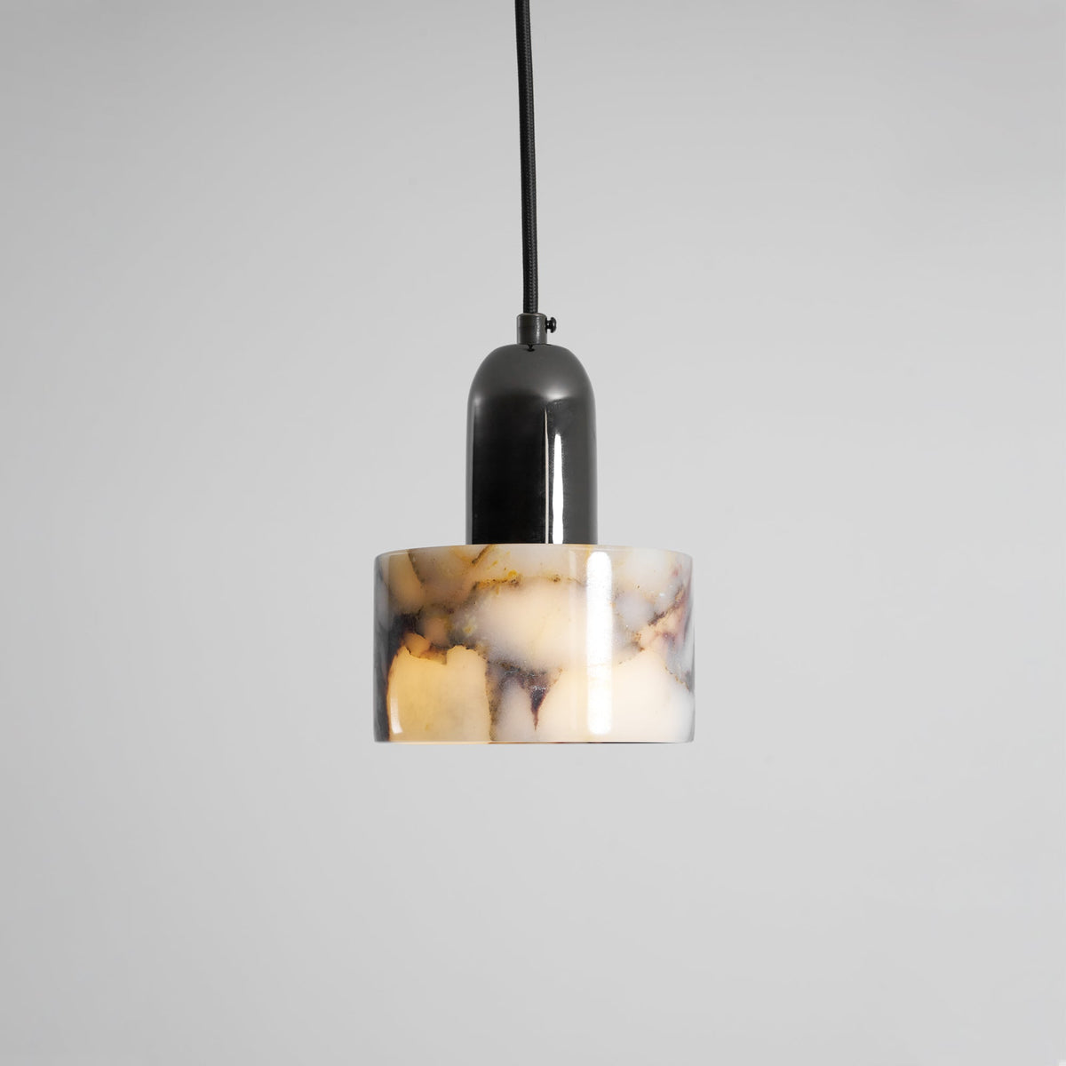 dekum-marble-pendant-lamp