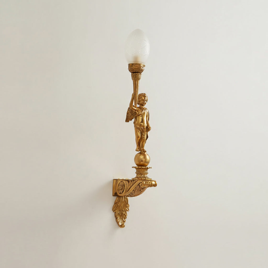 deliane-brass-wall-lamp