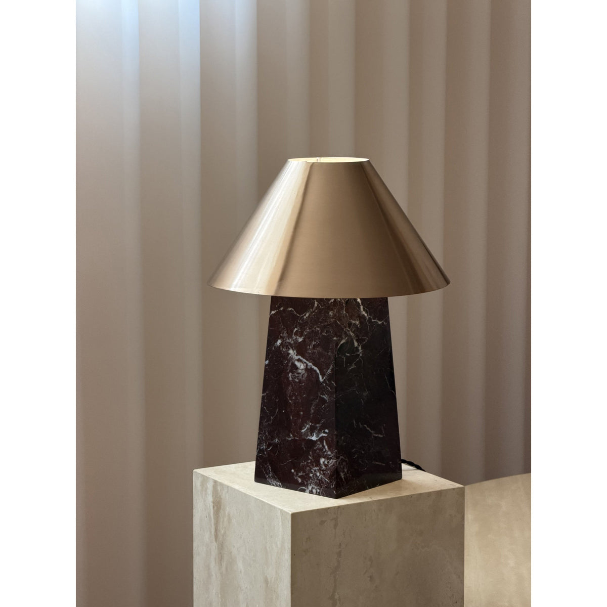 derin-mushroom-table-lamp